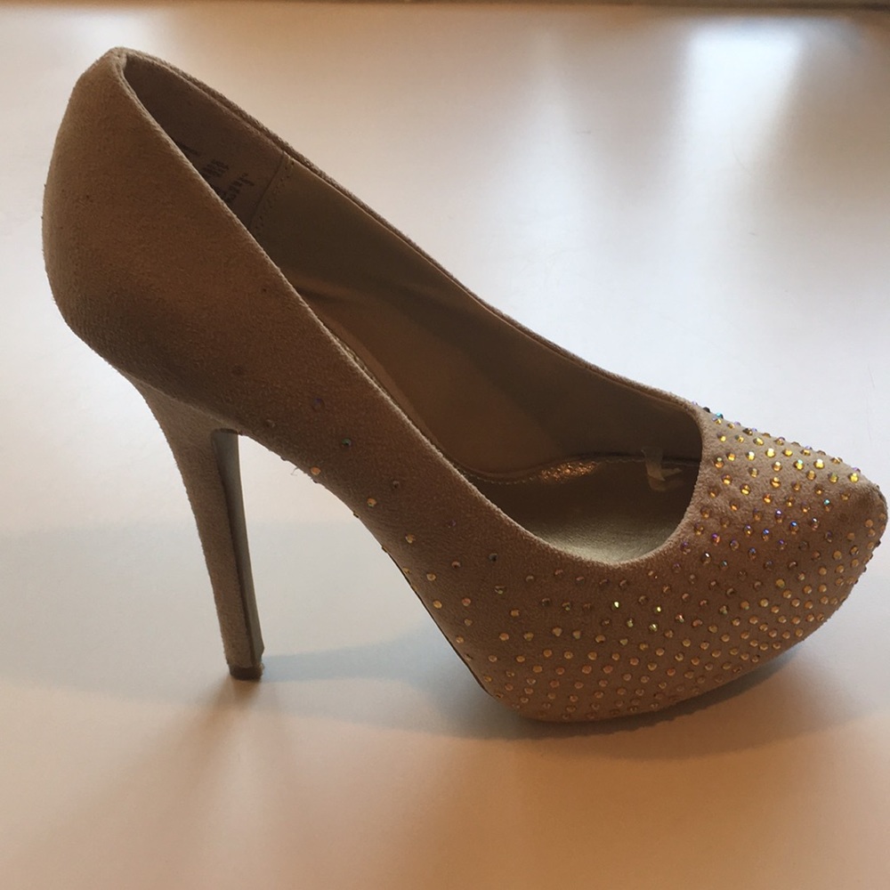 Dressy Brash Platform Heels with jewels - Size 7